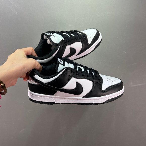 Nike Dunk Low Casual sneaker for women - Picture 8 of 8